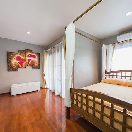 Luxury Town House In The Heart Of The Old City Chiang Mai Buitenkant foto