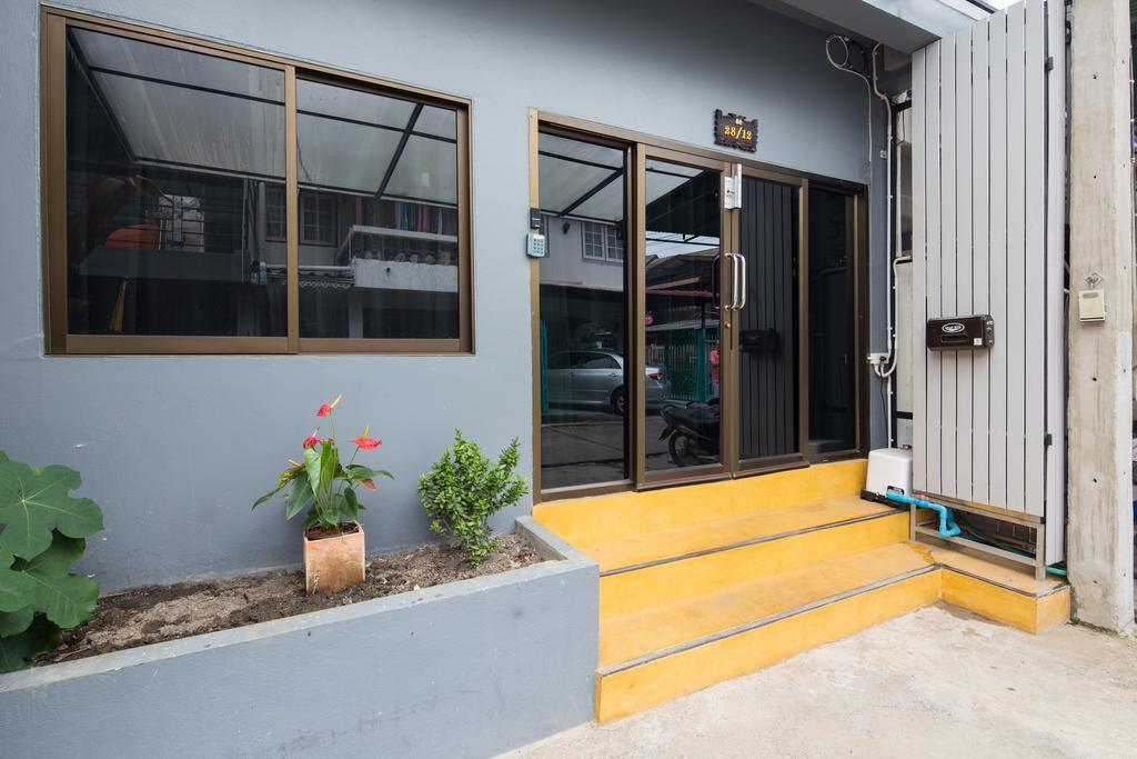 Luxury Town House In The Heart Of The Old City Chiang Mai Buitenkant foto
