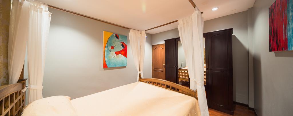 Luxury Town House In The Heart Of The Old City Chiang Mai Buitenkant foto