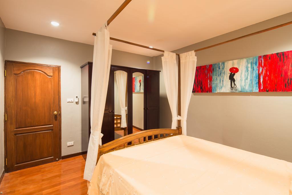 Luxury Town House In The Heart Of The Old City Chiang Mai Buitenkant foto