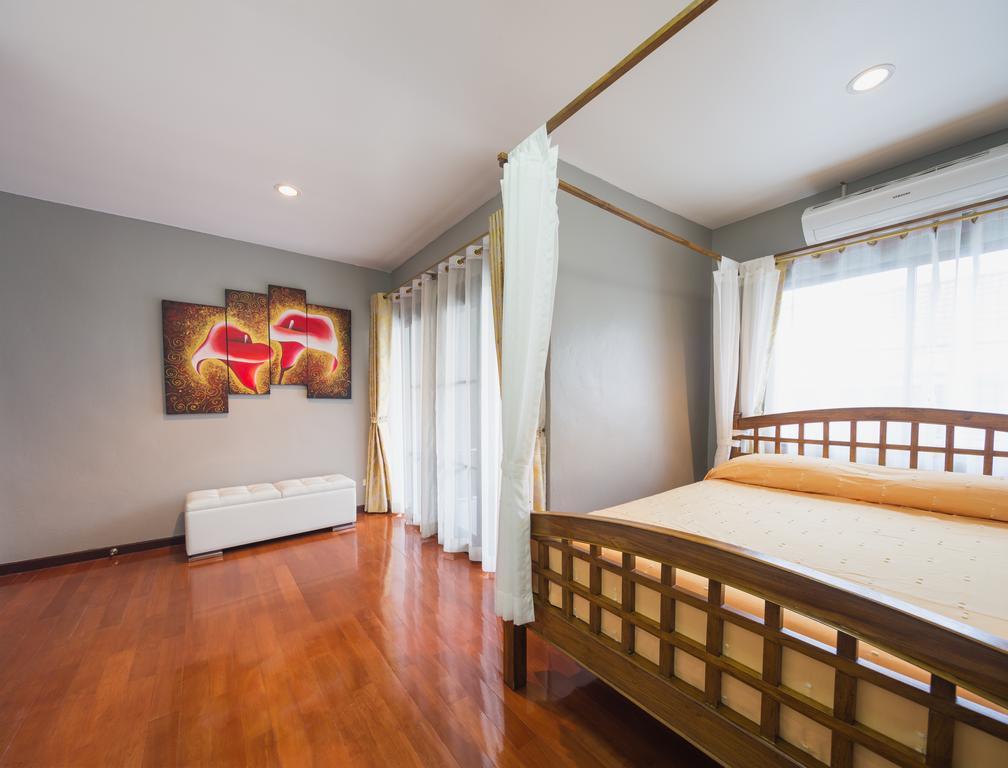 Luxury Town House In The Heart Of The Old City Chiang Mai Buitenkant foto