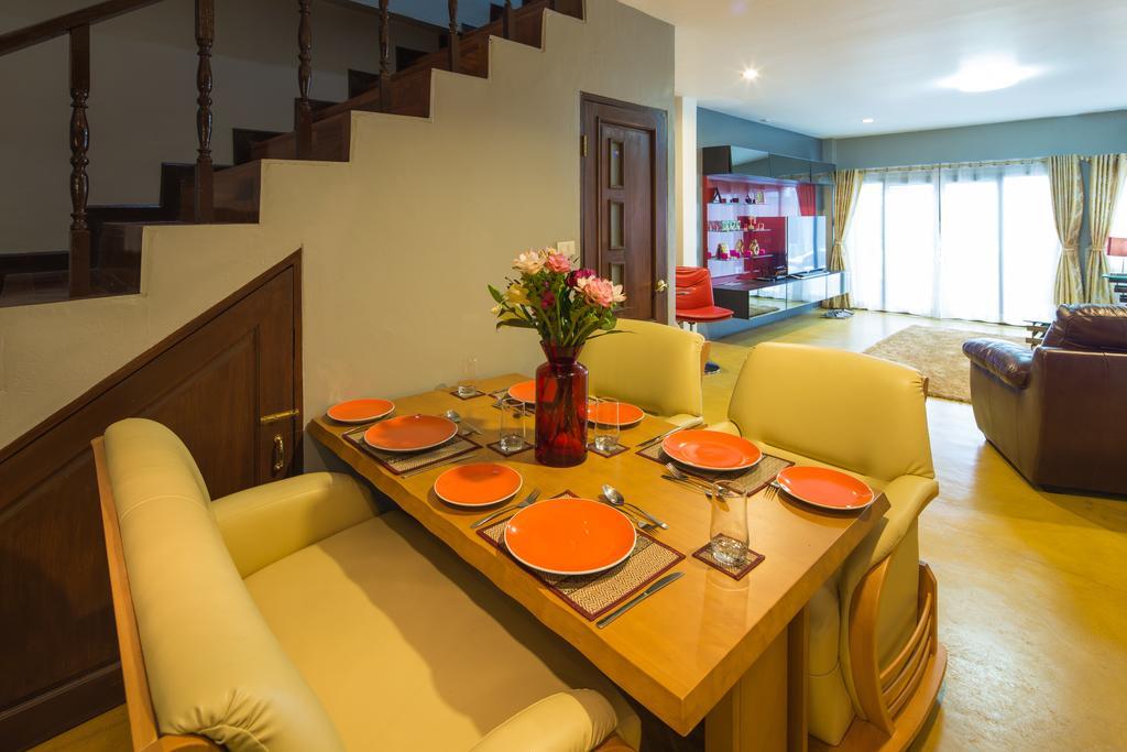 Luxury Town House In The Heart Of The Old City Chiang Mai Buitenkant foto